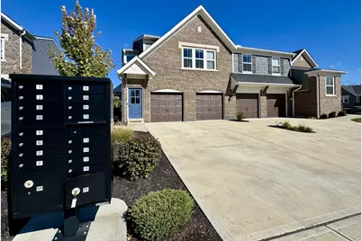 2506 Crosshill Drive, Crescent Springs, KY 41017 - Photo 2