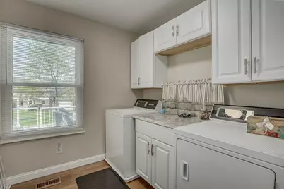 6113 Kingsgate Drive, Burlington, KY 41005 - Photo 12