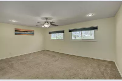 4921 Holtz Drive, Cold Spring, KY 41076 - Photo 18