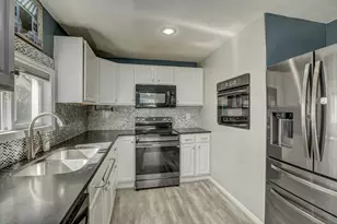 4921 Holtz Dr, Cold Spring, KY 41076 - Photo 14