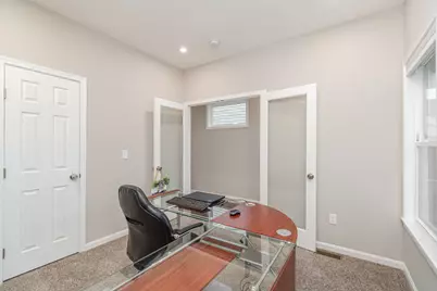 3884 Volterra Lane, Covington, KY 41017 - Photo 4