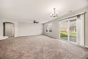 628 Foxhill Dr, Crescent Springs, KY 41017 - Photo 6