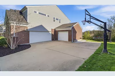 833 Sandstone Ridge, Newport, KY 41076 - Photo 46