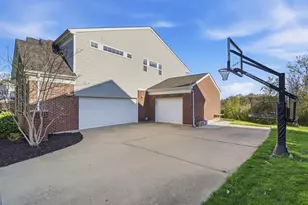 833 Sandstone Ridge, Newport, KY 41076 - Photo 46