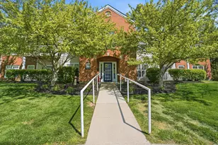 158 Saddlebrook Ln, Florence, KY 41042 - Photo 1