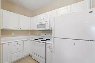 158 Saddlebrook Ln, Florence, KY 41042 - Photo 8