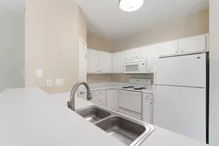 158 Saddlebrook Ln, Florence, KY 41042 - Photo 8