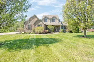 5605 Regal Ridge Dr, Burlington, KY 41005 - Photo 1