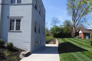 215 S Ft Thomas Ave, Fort Thomas, KY 41075 - Photo 4