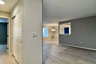 214 Langshire Ct, Florence, KY 41042 - Photo 14