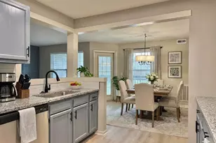 214 Langshire Ct, Florence, KY 41042 - Photo 4