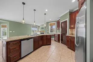 1013 Reigh Count Dr, Union, KY 41091 - Photo 10