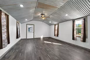 1810 Twin Creek Rd, Sadieville, KY 40370 - Photo 8