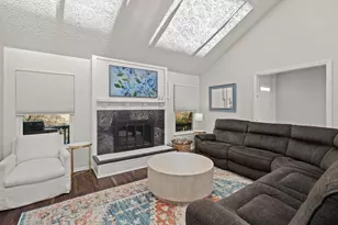 737 Heather Ct, Villa Hills, KY 41017 - Photo 2