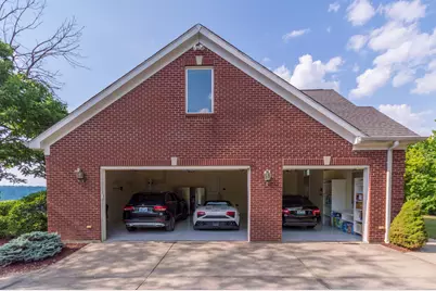 2096 Angela Court, Villa Hills, KY 41017 - Photo 12