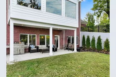 2096 Angela Court, Villa Hills, KY 41017 - Photo 8