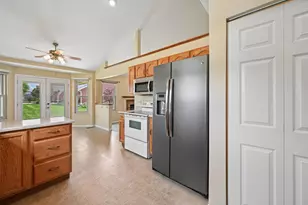 8471 Moonstone Ct, Florence, KY 41042 - Photo 18