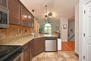 225 Memorial Pkwy, Bellevue, KY 41073 - Photo 20