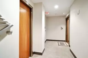 1 Roebling Wy, Covington, KY 41011 - Photo 2