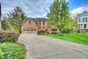 873 Celestial Ct, Crescent Springs, KY 41017 - Photo 2