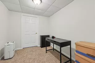 2681 Hilltop Ct, Florence, KY 41042 - Photo 20