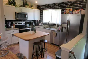 137 Ashley Dr, Dry Ridge, KY 41035 - Photo 2