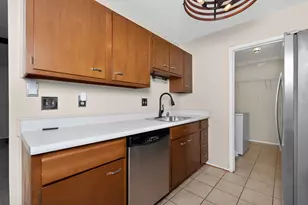 3813 Feather Ln, Elsmere, KY 41018 - Photo 8