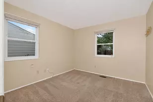 3813 Feather Ln, Elsmere, KY 41018 - Photo 12
