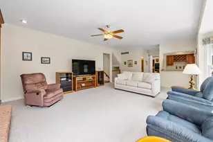 2234 Hawes Dr, Hebron, KY 41048 - Photo 12