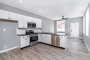 209 Pleasant St, Covington, KY 41011 - Photo 6