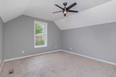 209 Pleasant Street, Covington, KY 41011 - Photo 18