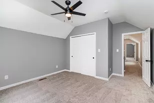 209 Pleasant St, Covington, KY 41011 - Photo 20