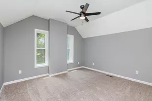 209 Pleasant St, Covington, KY 41011 - Photo 22