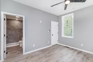 209 Pleasant St, Covington, KY 41011 - Photo 12