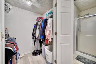 6949 Parkview Dr, Florence, KY 41042 - Photo 16