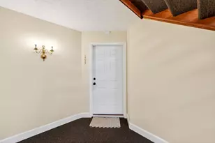 2112 Clareglen Dr, Crescent Springs, KY 41017 - Photo 6