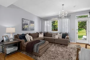 967 Augusta Ct, Union, KY 41091 - Photo 2