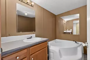 53 Hogg Ridge Rd, Williamstown, KY 41097 - Photo 12
