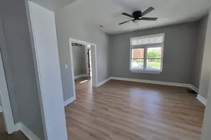 335 E 17th St, Covington, KY 41014 - Photo 6