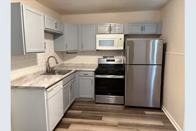 3025 W 28th Street, Covington, KY 41015 - Photo 8