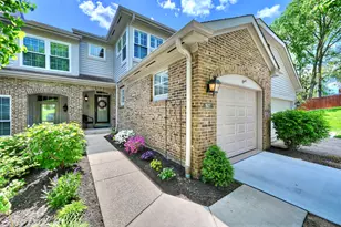 527 Fincastle Ln, Fort Wright, KY 41011 - Photo 2