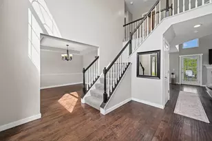 2053 Wedgewood Ln, Hebron, KY 41048 - Photo 4