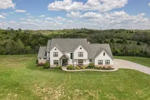 716 Creektrace Rd, Alexandria, KY 41001 - Photo 2
