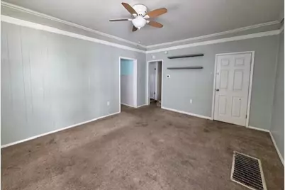 127 E 42nd Street, Covington, KY 41015 - Photo 2