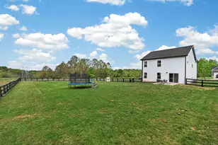 570 Claiborne Dr, Dry Ridge, KY 41035 - Photo 2