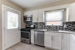 1592 St Anthony Cir, Fort Wright, KY 41011 - Photo 10