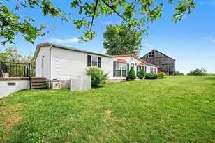 1805 Natlee-Slatin Rd, Corinth, KY 41010 - Photo 2
