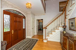 2041 Edenderry Dr, Fort Mitchell, KY 41017 - Photo 4