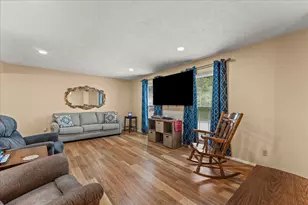 9 Bonnie Ln, Southgate, KY 41071 - Photo 10