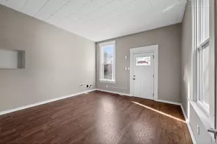 621 W Watkins St, Covington, KY 41011 - Photo 2